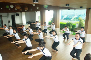 Hướng tới xuất khẩu lao động trình độ cao 