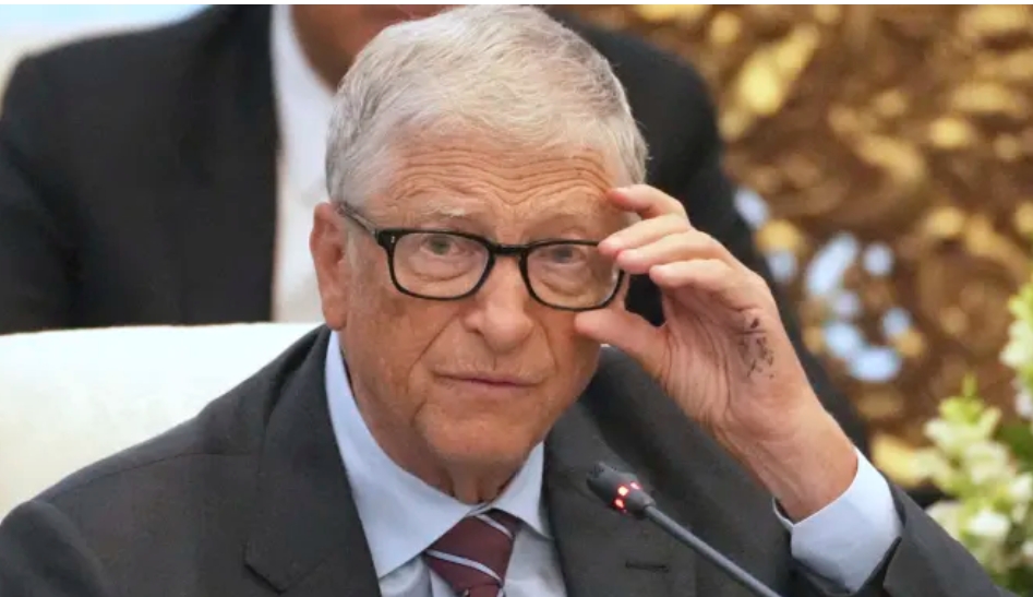 Bill Gates và Hành Trình 20 Năm Cho Đi 200 Tỷ USD